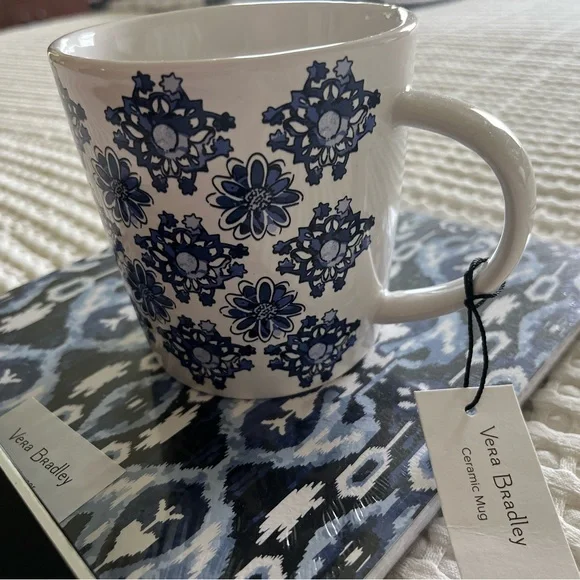 Vera Bradley planner with matching pen and coffee mug - Picture 2 of 3